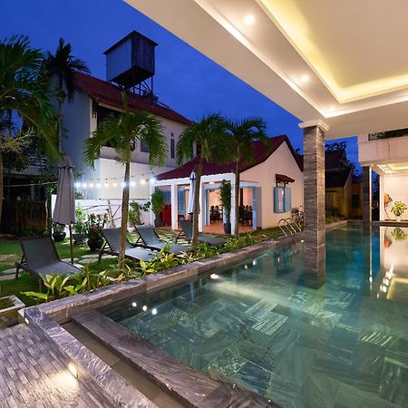 Hoi An Legend Charm Boutique Hoi An Hotel Экстерьер фото
