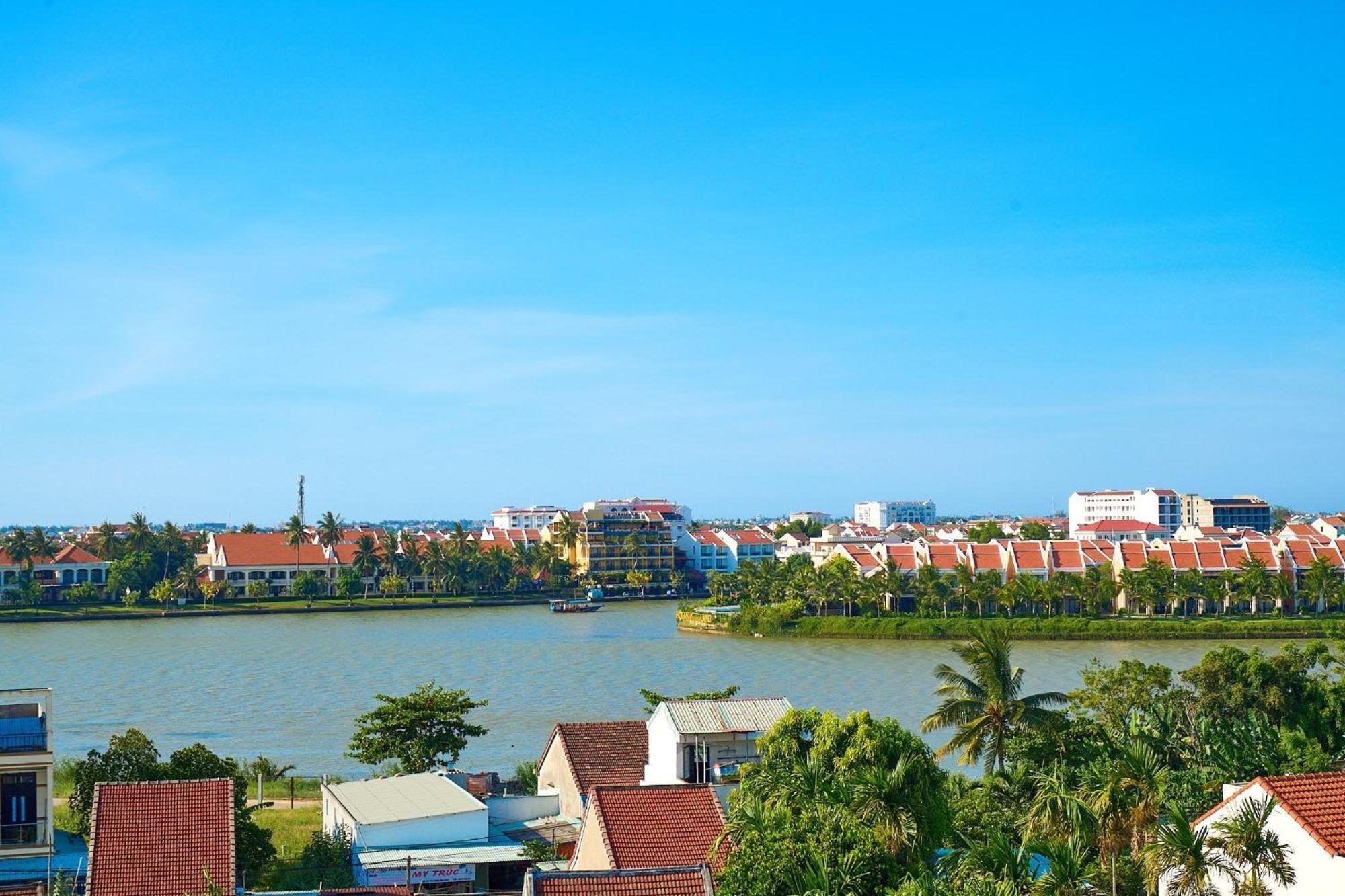 Hoi An Legend Charm Boutique Hoi An Hotel Экстерьер фото